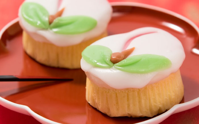 【長崎縁起菓子】桃カステラ3個入 / 桃カステラ カステラ かすてら 桃の節句 ひな祭り / 諫早市 / 梅月堂 [AHBN004]