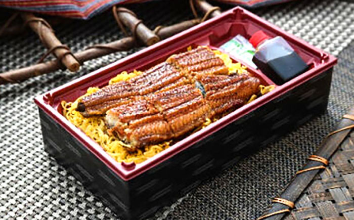 【年内配送】(12/23入金分まで)うな重370g×2人前 / うな重 うなぎ ウナギ 鰻 蒲焼 蒲焼き かばやき 弁当 冷凍/ 諫早市 / 株式会社山香海 [AHBH001]