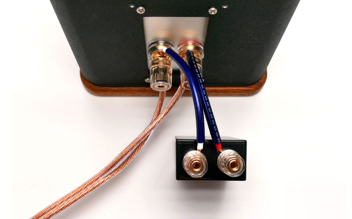 アクティブトロンプラス スピーカー用 SP-1S 2個組 / ノイズフィルター オーディオ　音質向上 イヤホン　ヘッドホン　高音質 / 諫早市 / オーディオ・ラボ有限会社 [AHDF007]