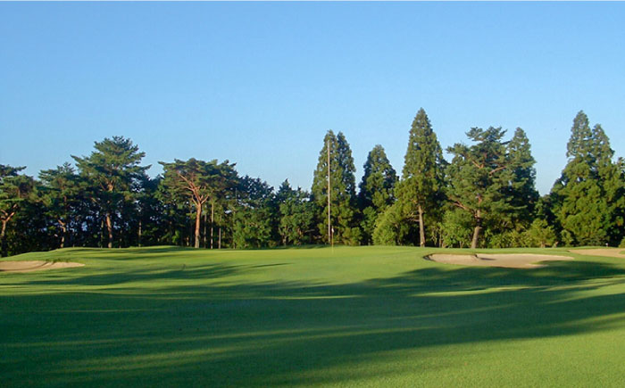 【 オールドコース 】 平日 ゴルフ プレー券 ( 1名様分 ) 大村市 大村湾カントリー倶楽部 [ACAY001]