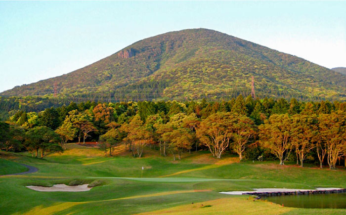 【 オールドコース 】 平日 ゴルフ プレー券 ( 1名様分 ) 大村市 大村湾カントリー倶楽部 [ACAY001]