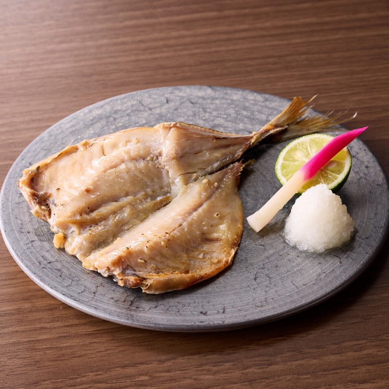 松浦・潮風のたより Ｍｉｎｉ( 松浦市 アジ 干物 アジ開き アジみりん アジ桜干し 詰め合わせ )【A5-016】