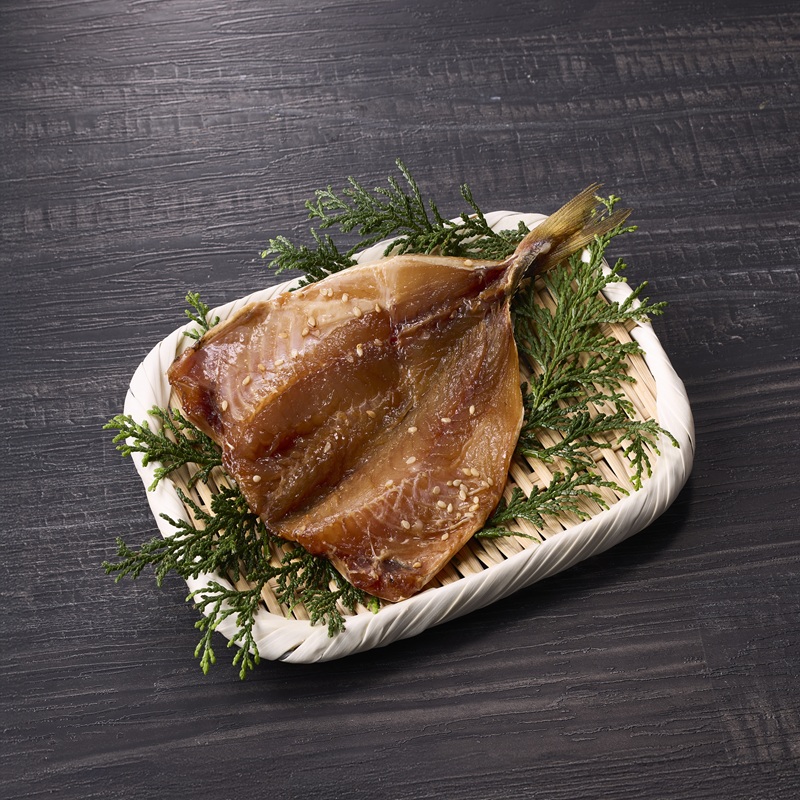 松浦・潮風のたより アジ桜干し15枚入り( 魚 干し物 アジ 海鮮 干物 おすすめ 人気 セット ひもの あじ 詰め合わせ 国産 )【A8-037】