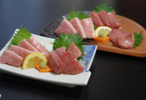 養殖本まぐろたっぷり刺身2人前130ｇ×２Ｐ【B4-097】