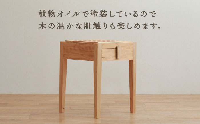 対馬ヒノキのオセロ椅子 [WAL017]