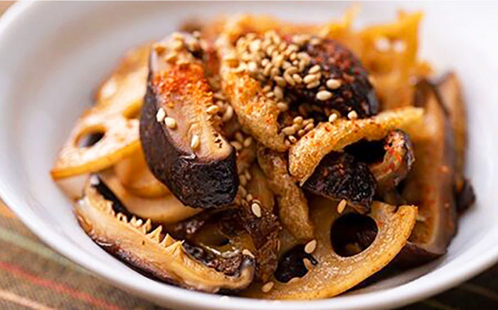 対馬 原木 どんこ椎茸《対馬市》【うえはら株式会社】 対馬産 肉厚 しいたけ 乾燥 きのこ 贈り物 煮物 [WAI078]