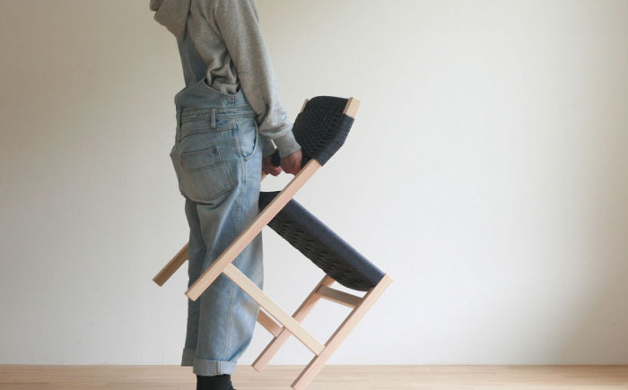 対馬ヒノキ の ダイニングチェア （ ブラック ）《対馬市》【家具製作所kiiro】 チェア 椅子 家具 ヒノキ [WAL020]