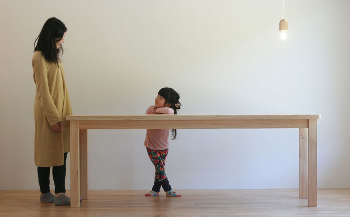 対馬ヒノキ の ダイニングテーブル （ サイズオーダー可 ）《対馬市》【家具製作所kiiro】 机 家具 ヒノキ テーブル ダイニング [WAL022]