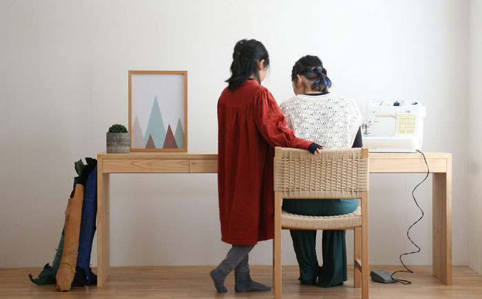 対馬ヒノキ の デスク （ サイズオーダー可 ）《対馬市》【家具製作所kiiro】 机  家具 ヒノキ テーブル [WAL001]