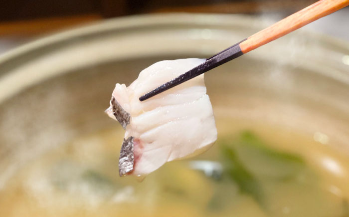 「壱岐のリゾートホテル監修」幻天然クエ・アオリイカ・鯛入り雲丹しゃぶ鍋《壱岐市》 【みやげ処 縁由】 [JBJ013]