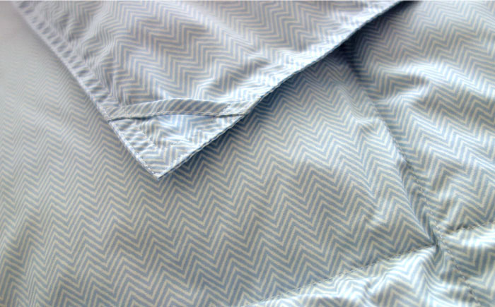 【シングル】 羽毛布団 肌掛け ・ ダウンケット （ブルー） エレナ《壱岐市》【富士新幸九州】 [JDH058] 夏用 羽毛 布団 掛け布団 ダウン ダウンケット 羽毛 ふとん 寝具 肌掛 シングル 25000 25000円