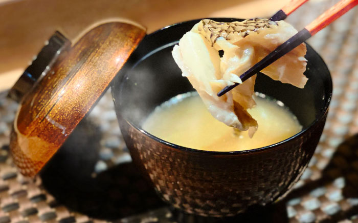 【全2回定期便】 「壱岐のリゾートホテル監修」幻天然クエ・鯛・亀の手入り贅沢壱州味噌汁《壱岐市》 【みやげ処 縁由】 [JBJ035]