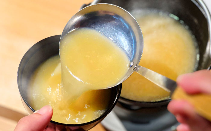 【全12回定期便】 「壱岐のリゾートホテル監修」幻天然クエ・鯛・亀の手入り贅沢壱州味噌汁《壱岐市》 【みやげ処 縁由】 [JBJ038]