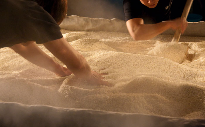 【高島屋選定品】〈壱岐の蔵酒造〉壱岐っ娘DX・壱岐の島セット（麦焼酎）《壱岐市》 酒 焼酎 むぎ焼酎 セット [JFJ013]