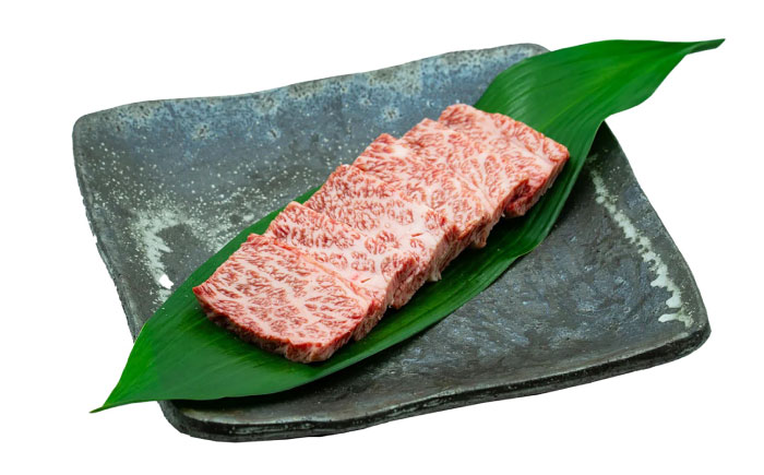 【全12回定期便】五島列島産 黒毛和牛 焼肉用 肩ロース 500g 五島市/山口Farm [PGJ008]