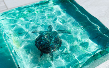 【限定30品】アートブロック エメラルドグリーンの海とカメ スケルトン インテリア＜Studio KAI by 濱村裕二/ Yuji hamamura＞ [CDH018]