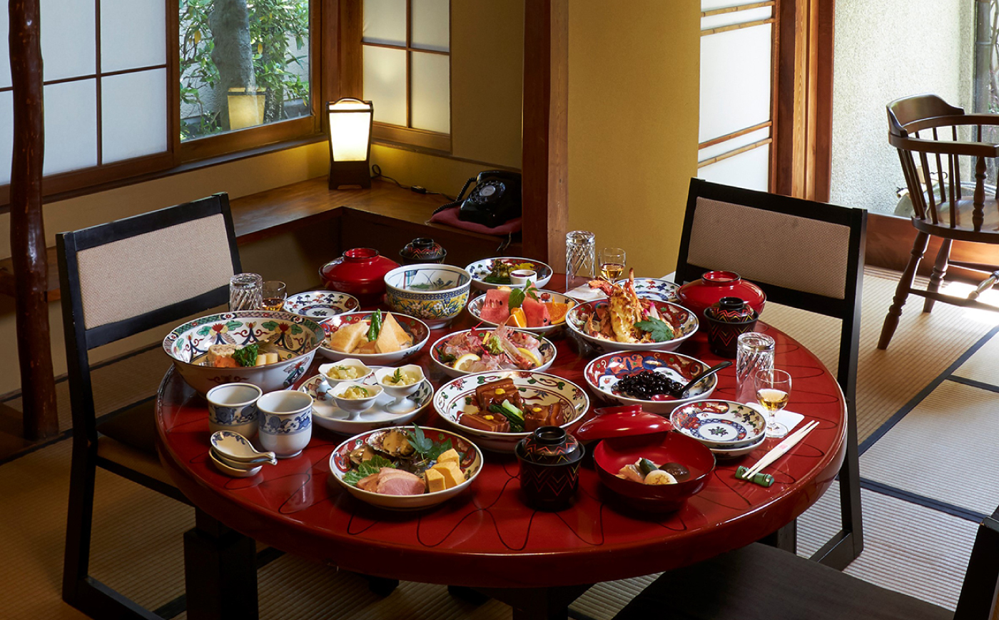 【6回定期便】【高島屋選定品】＜料亭坂本屋＞角煮めし10個入り×2セット＜高島屋＞ [CFQ092]
