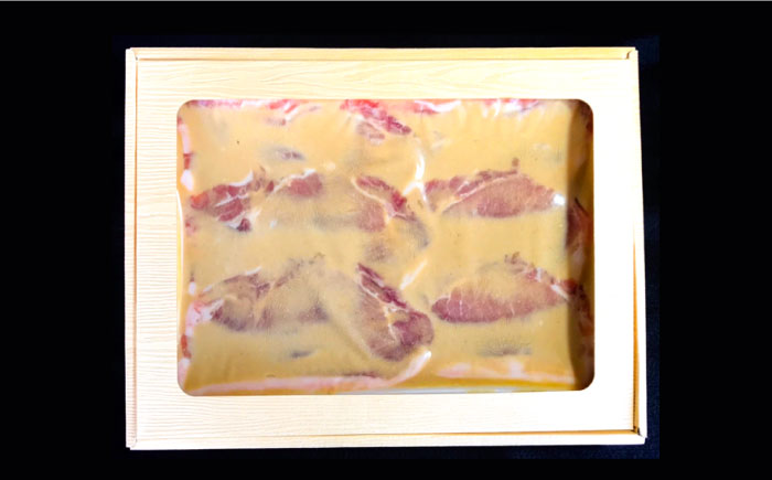 【6回定期便】雲仙もみじ豚 サーロイン ロース 500g 西京味噌漬け 味付け肉 / 豚肉 ぶた肉 さーろいん ろーす おかず 西京漬け / 南島原市 / はなぶさ [SCN107]