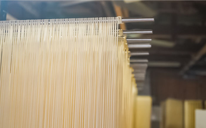 【手延べ製法のコシ！喉越しの良さ！】島原手延そうめん 5束×３袋入り / 南島原市 / 吉岡製麺工場 [SDG020]