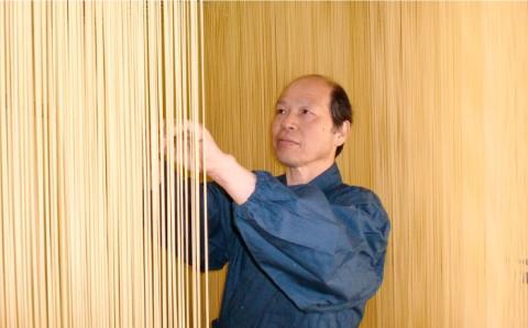 【九州産 小麦使用】島原 手延べ そうめん 千年の糸   / 南島原市 / 本多製麺 [SAV004]