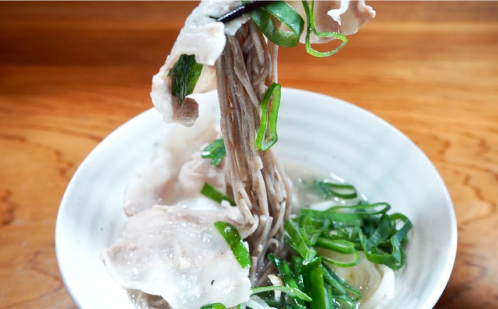 【桐箱入り】島原手延 そば 50g×25束×4箱 計5kg / 麺 蕎麦 ギフト / 南島原市 / 吉岡製麺工場 [SDG033]