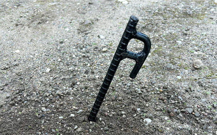 鍛造ペグ 30cm 4本セット / キャンプ キャンプ用品 ペグ キャンプ場 アウトドア用品 / 南島原市 / 重光刃物鍛造工場 [SEJ018]