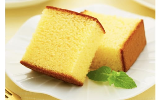 カステラ 幸せのカステラ 0.3号 155g 2種 セット プレーン2本 いちご2本 計4本 [長崎カステラセンター心泉堂 長崎県 東彼杵町 hs42bag180017] 和菓子 かすてら 長崎 お菓子 おやつ