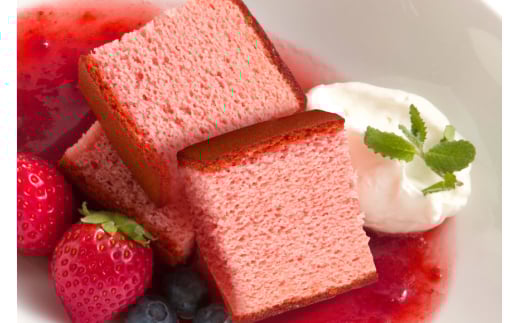 カステラ 幸せのカステラ 0.3号 155g 3種 セット プレーン2本 いちご1本 抹茶1本 計4本 [長崎カステラセンター心泉堂 長崎県 東彼杵町 hs42bag180016] 和菓子 かすてら 長崎 お菓子 おやつ