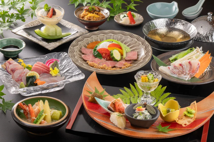 宿泊券 温泉 源泉かけ流し露天風呂付:スーペリア離れ和洋室 四季の里山 会席プラン 1泊2食付き ペア宿泊券 [そのぎ茶温泉 長崎県 東彼杵町 hs42bag280001] 旅行 観光 旅館