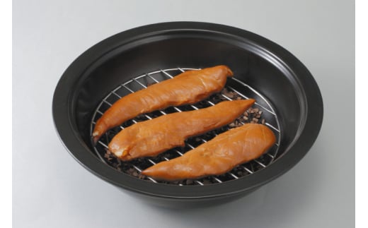 直火対応 お手軽燻製鍋 小 スモークチップ付き [トーセラム 長崎県 東彼杵町 hs42bag480042] 耐熱陶器 燻製 キャンプ アウトドア バーベキュー キッチン用品 日本製