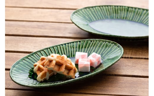 織部 皿 楕円皿 ペア 織部釉 [抱星窯 長崎県 東彼杵町 hs42bag390009] 土物 グリーン 濃緑