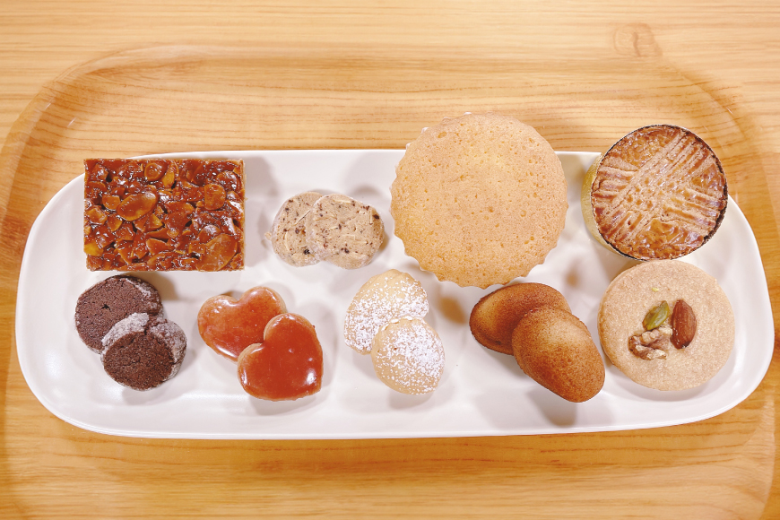 焼き菓子　詰め合わせ 焼き菓子 詰め合わせ セット 計16袋（全9種類） [グリュックリッヒ 長崎県 東彼杵町 hs42bag440000] クッキー 焼菓子 焼き菓子 ギフト 詰め合わせ 個包装 手土産 菓子折り フロランタン マドレーヌ