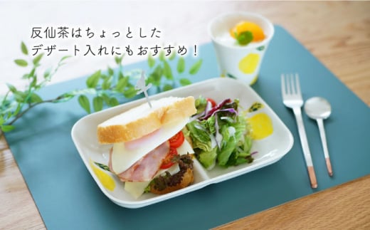 【波佐見焼】 フレッシュアート 角仕切り皿 プレート ＆ 湯呑  各2枚 計4枚〈レモン・りんご〉【菊祥陶器】 [OAQ013]