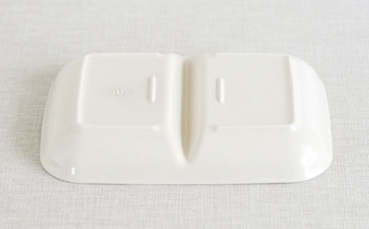 【波佐見焼】フレッシュアート 角 仕切 プレート 2柄セット〈ビーン・ラディッシュ〉 [OAQ051]