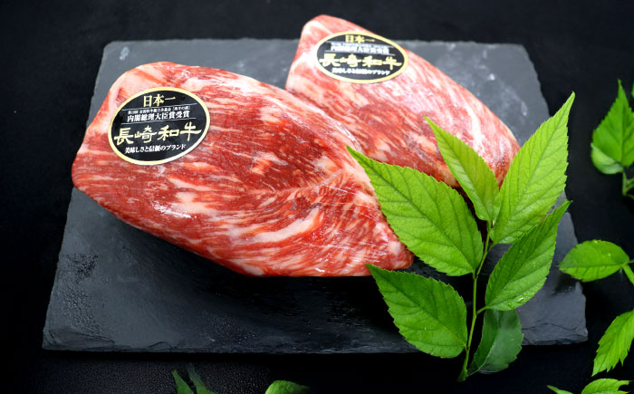 【12回定期便】長崎和牛 モモブロック肉(ローストビーフ用) 約600g(300g×2)【株式会社 黒牛】 [OCE032] / 牛肉ブロック ローストビーフブロック 国産牛 タレ付き ソース付