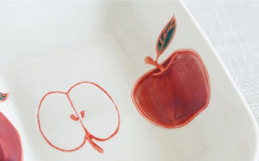 【波佐見焼】 フレッシュアート 角仕切り皿 プレート ＆ 湯呑  各2枚 計4枚〈レモン・りんご〉【菊祥陶器】 [OAQ013]