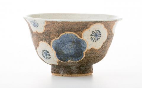 【波佐見焼】梅散らし どんぶり（青）【洸彩窯】 [EE26]