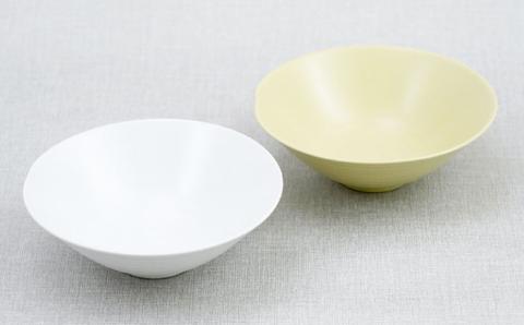 【波佐見焼】アイシー ボウル 大 （ホワイト・イエロー） ペアセット【団陶器】 [PB116]