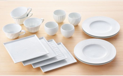 【波佐見焼】白磁手彫 プレート スープカップ カップ 4人用セット【一真窯】 [BB03]