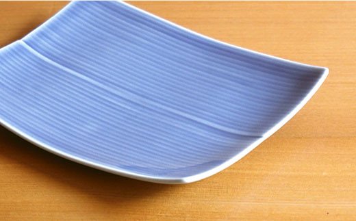 【白山陶器】【長方皿】レリーフ模様が美しい角皿2枚セット ブルー 皿 【波佐見焼】 [TA54]