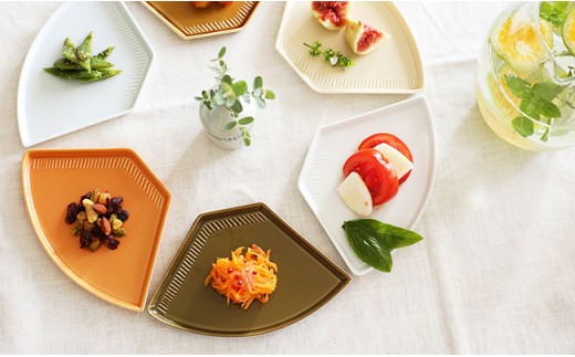 【波佐見焼】カフェ プレート 6色×2枚 12枚セット ケーキ皿 取り皿 小皿【重山陶器】 [ZB05]