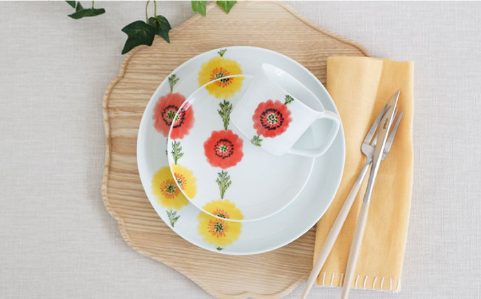 【波佐見焼】フローラル プレート （21cm・15cm）・マグカップ 3点セット【Cheer house】 [AC118]