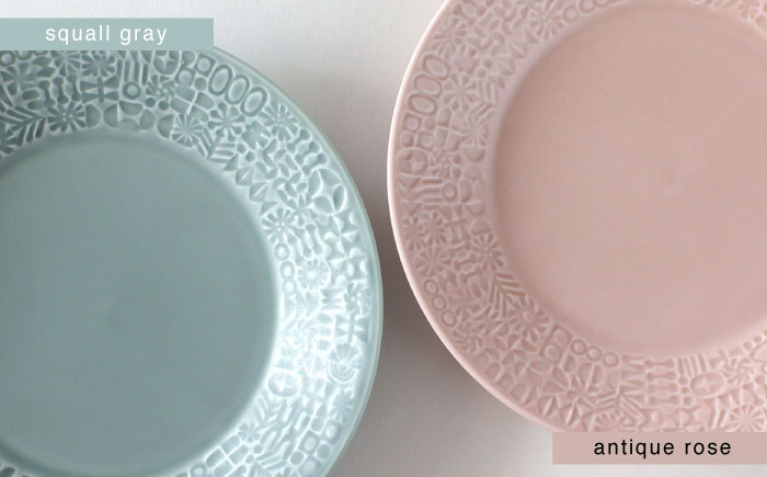 【波佐見焼】PATTERNED PLATE ペア 2色セット squall gray ＋ antique rose 【BIRDS’ WORDS】 [CF065]