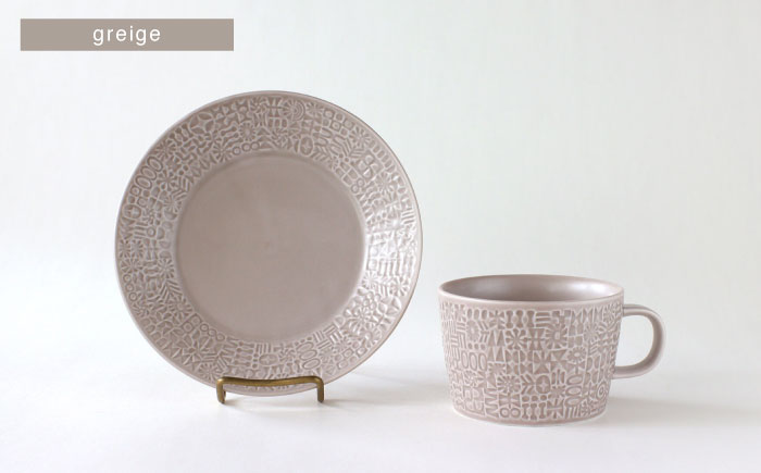 【波佐見焼】PATTERNED PLATE・MUG ペア 4点セット greige + antique rose　【BIRDS’ WORDS】 [CF083]