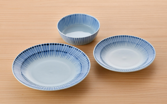 【波佐見焼】十草 プレート （19cm・24cm）・ボウル 小 3点セット（青色）【大新窯】 [DC97]