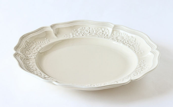 【波佐見焼】ombre de fleur ブーケプレート ミルキーホワイト 食器 皿【翔芳窯】 [FE343]