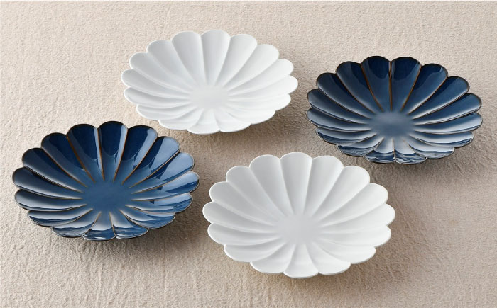 【波佐見焼】菊紋 皿 大（白・洸琳彩釉）各2枚セット【洸琳窯】 [GE28]