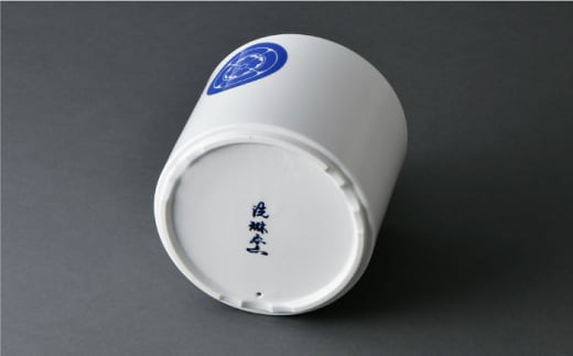 【波佐見焼】骨壺 白磁（家紋・家名入）大【洸琳窯】 [GE38]