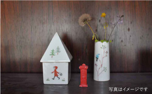 【波佐見焼】いえのカタチ 蓋物 つるバラ×赤ずきん セット 食器 皿 【堀江陶器】 [JD114]