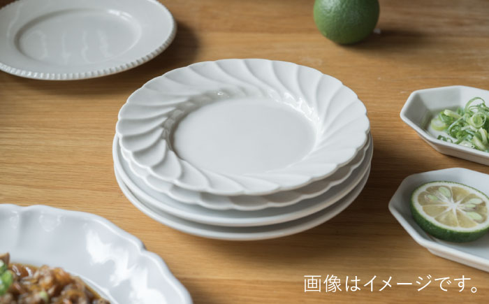 【波佐見焼】輪花丸皿 ミルク色 2枚セット 食器 皿【イロドリ】 [KE53]